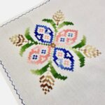 Lagartera- Embroidered placemats and napkins